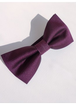 Стилна папийонка цвят тъмно виолетово за официални случаи и бизнес облекло