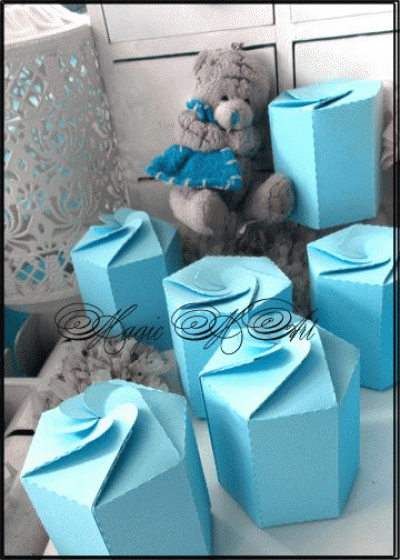 Кутийка за сватбено подаръче модел Beauty светло синьо