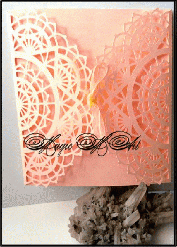 Дизайнерска сватбена покана в прасковено- модел Beauty Lace