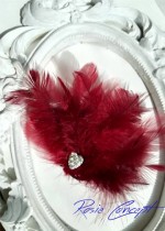 Дизайнерски ръчно изработени брошки - украса за коса с пера и кристали цвят Бордо Burgundy Bird