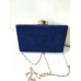 Елегантна чантичка от тъмно синьо кадифе със златен обков и верижка за рамо