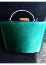 Дамска чанта за официални събития в цвят маслено зелено