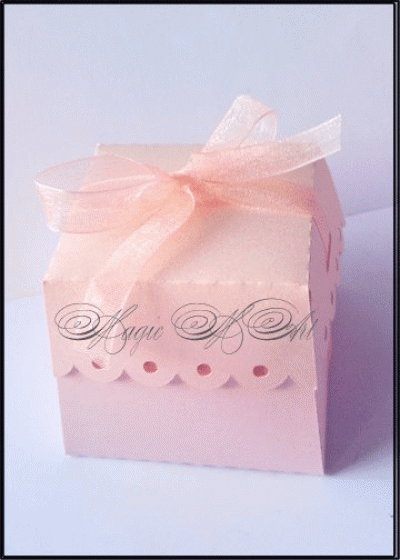 Кутийка за подаръче за сватба модел Arch праскова